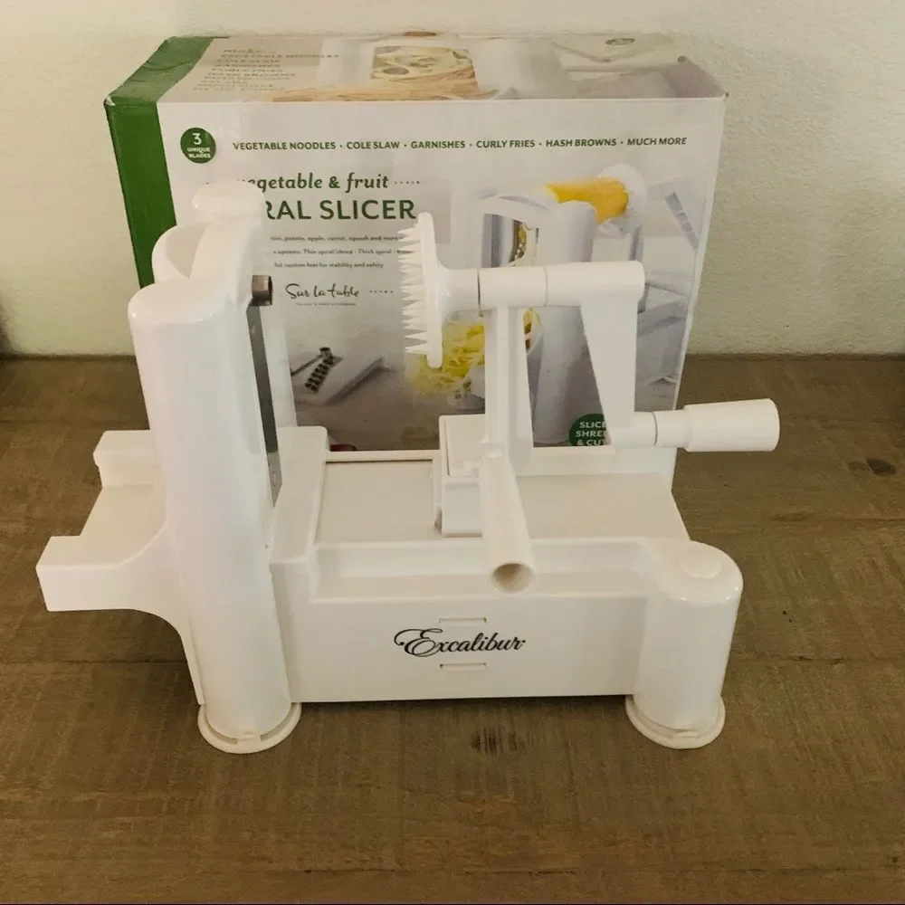 Sur La Table Vegetable and Fruit Spiral Slicer